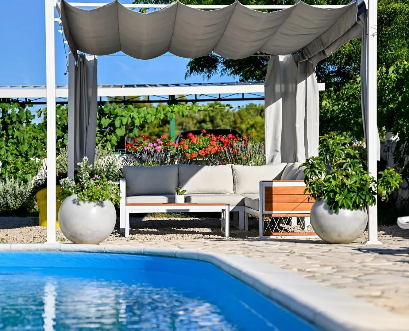 Holiday House Diadora Razanac