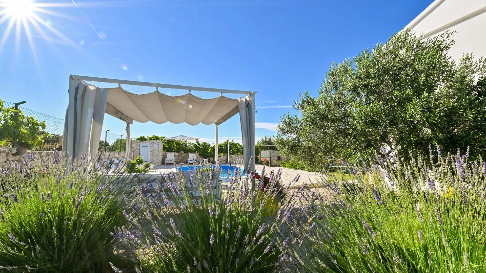 Holiday House Diadora Razanac Croatia